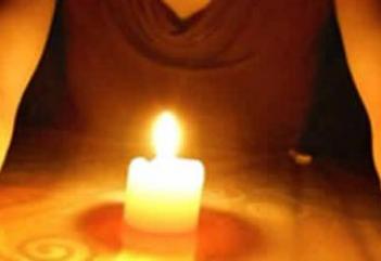 “Χρησιμοποιούν μαύρη μαγεία για να με βλάψουν”