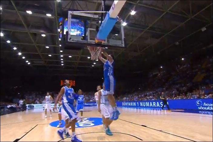 ΒΙΝΤΕΟ-Τα 10 πιο θεαματικά καρφώματα του Μουντομπάσκετ