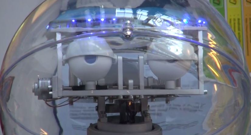 ΒΙΝΤΕΟ-Tο ρομπότ Μπόρις που σας βοηθάει στο πλύσιμο πιάτων