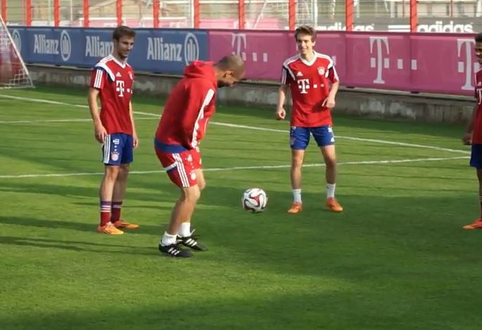 ΒΙΝΤΕΟ-“Περίγελος” ο Γκουαρντιόλα