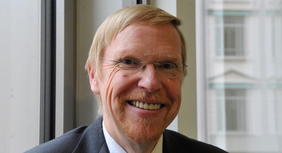 Μάιερ: Το ευρώ σπέρνει διχόνοια