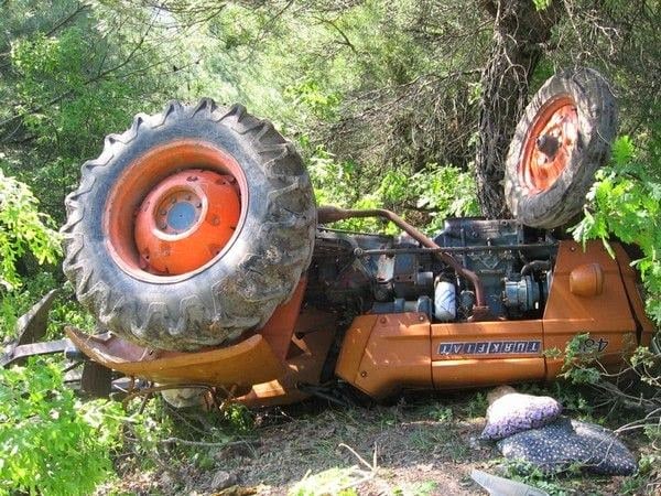 Βόλος-Νεκρός αγρότης-Καταπλακώθηκε από τρακτέρ