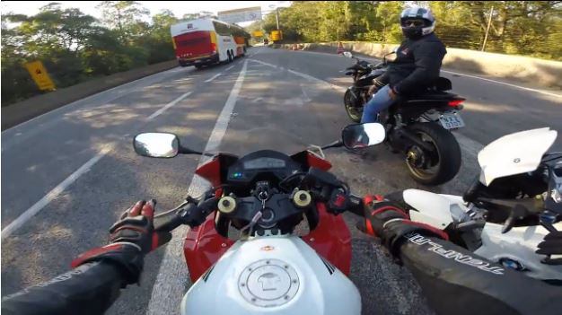 ΒΙΝΤΕΟ-Αναβάτης έστριψε… στον τοίχο