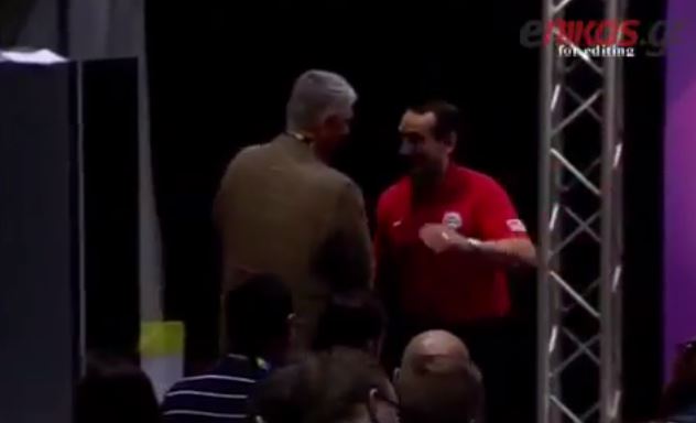 ΒΙΝΤΕΟ-Ο “κόουτς” των Αμερικανών αποθέωσε τον Γιαννάκη