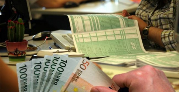 Μέχρι το βράδυ της Τρίτης η πληρωμή του ΕΝΦΙΑ στα ΕΛΤΑ