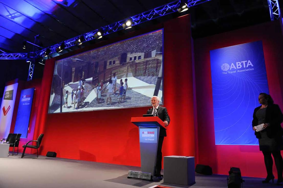 Η τουριστική βιομηχανία της Βρετανίας στην Πελοπόννησο