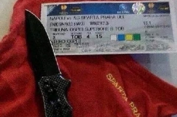 Πήγε στο γήπεδο με μαχαίρι