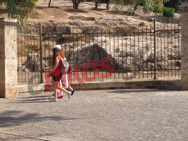 ΦΩΤΟ-Γεμάτο τουρίστες το κέντρο της Αθήνας