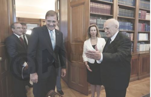 Τι συζήτησαν ο Παπούλιας με τον Πρωθυπουργό της Πορτογαλίας
