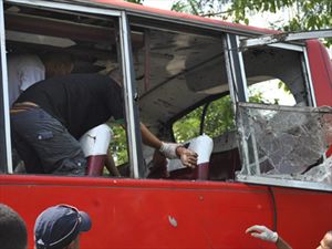 Λεωφορείο έπεσε σε χαράδρα-Τρεις νεκροί