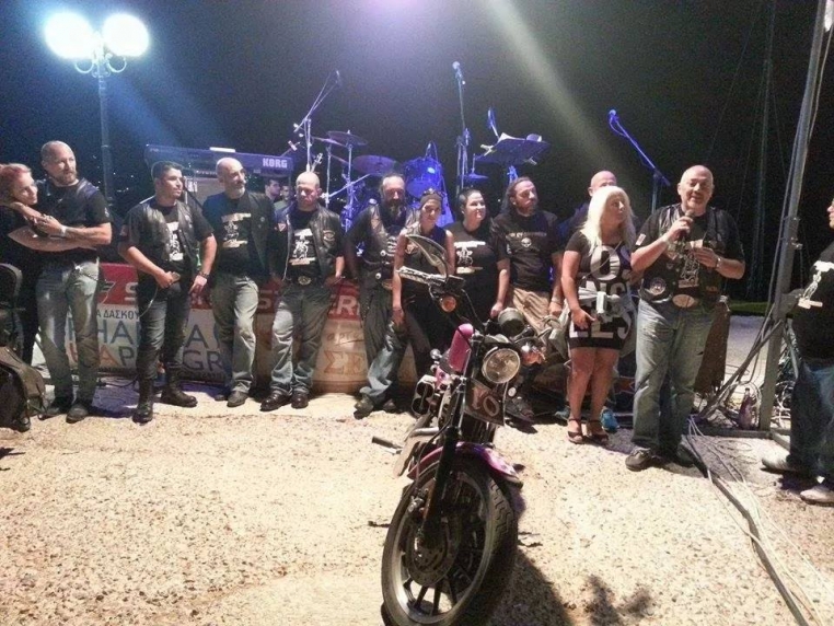 ΦΩΤΟ-Γιορτή της Harley Davidson στην Σύρο