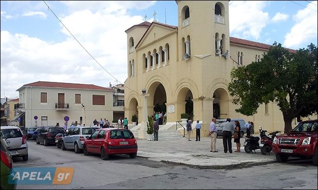 Αναβλήθηκε η κηδεία γιατί μπέρδεψαν τα φέρετρα