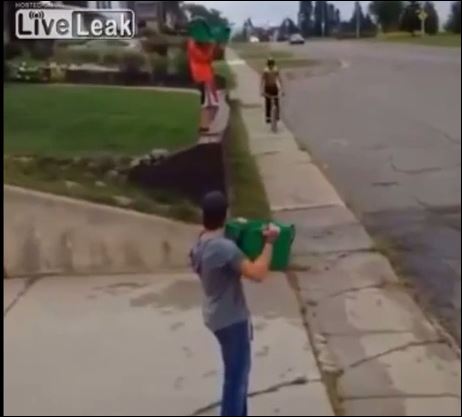 ΒΙΝΤΕΟ-Το Ice Bucket Challenge… ποδηλάτη