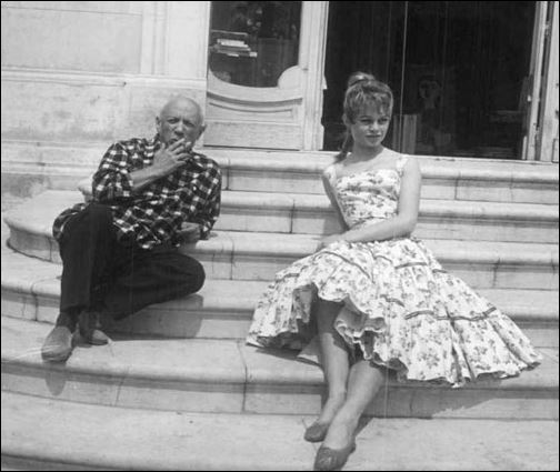 ΦΩΤΟ-Και ο Θεός… έπλασε τη γυναίκα-Η Μπριζίτ Μπαρντό κλείνει τα 80