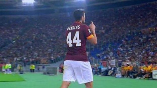 Διθύραμβοι για τον Κώστα Μανωλά