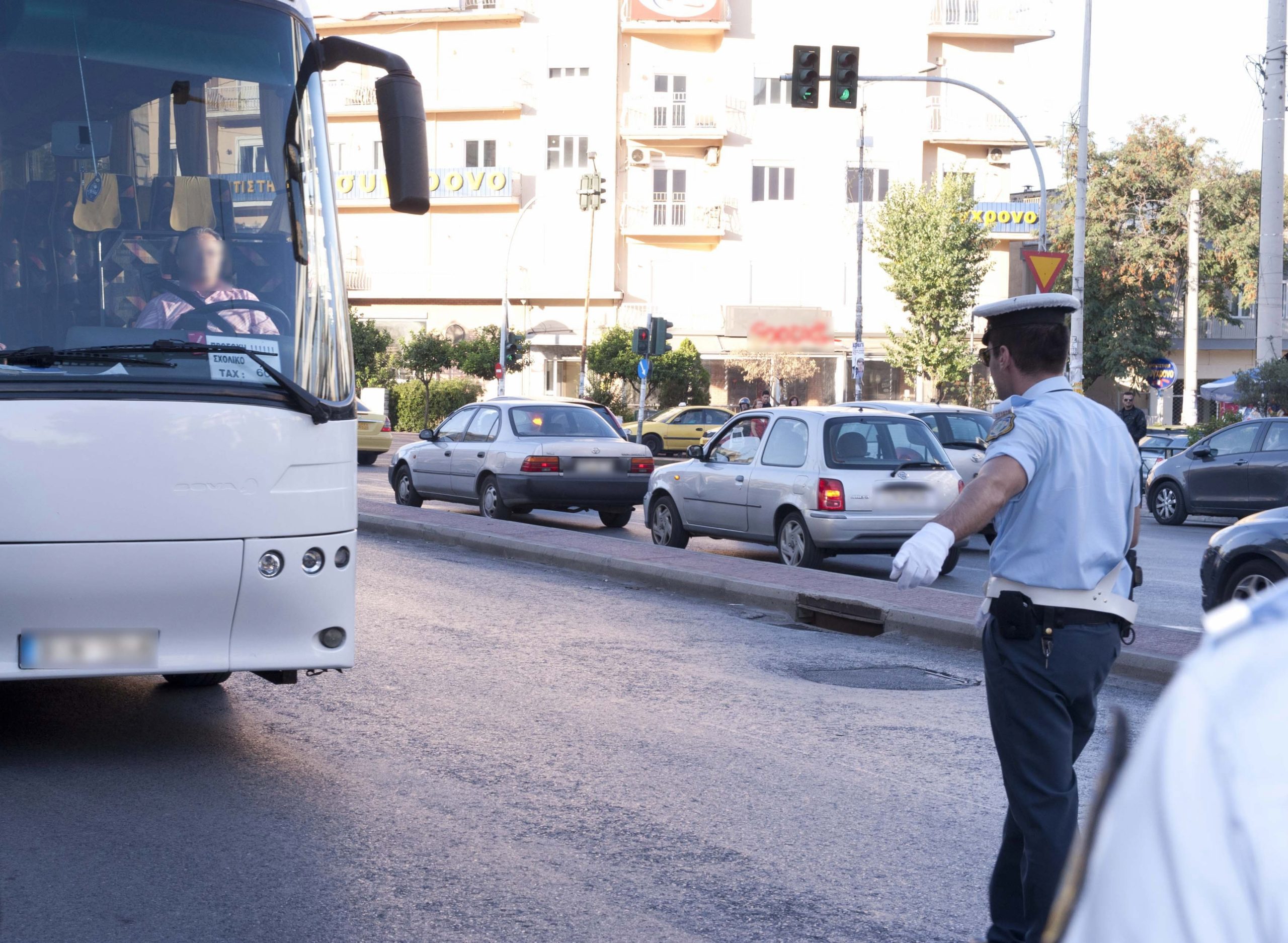 ΒΙΝΤΕΟ-ΦΩΤΟ-Σχολικά λεωφορεία που τρέχουν… χωρίς ζώνες ασφαλείας