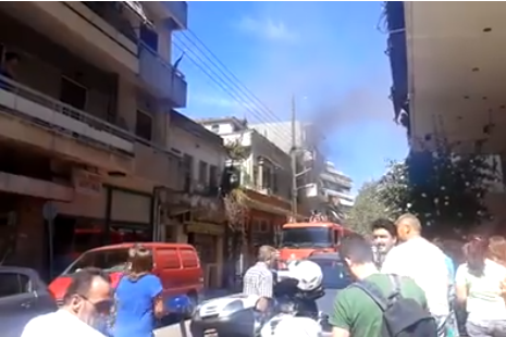 Φωτιά σε διώροφο κτίριο στο κέντρο του Αγρινίου