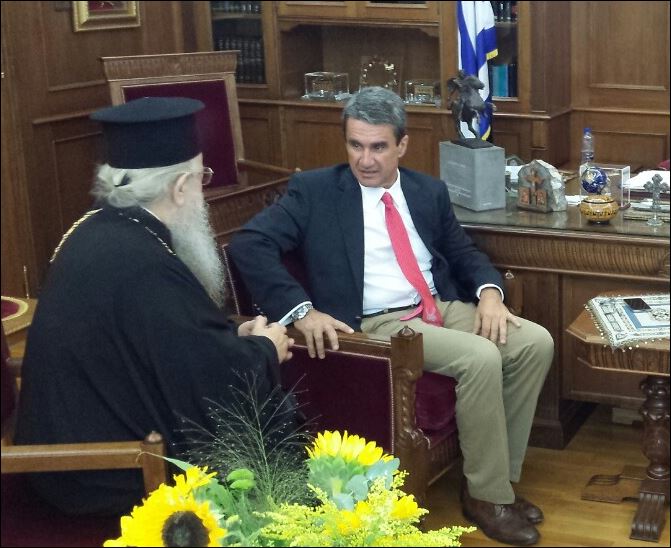 ΦΩΤΟ-Η συνάντηση του Λοβέρδου με τον Άνθιμο