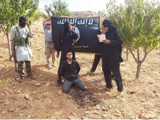 Το ΙΚ αποκεφάλισε Λιβανέζο στρατιώτη