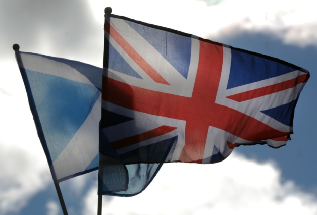 Νέα δημοσκόπηση ανατρέπει τη “σκωτσέζικη ανεξαρτησία”