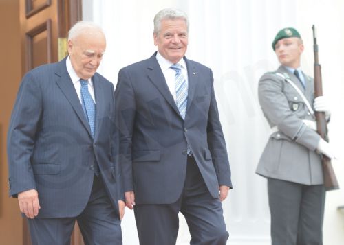 Παπούλιας: Ανάγκη “αποκάθαρσης” της Ιστορίας