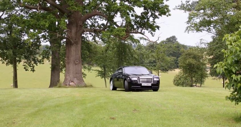 ΒΙΝΤΕΟ-Έκανε τη Rolls Royce… off-road