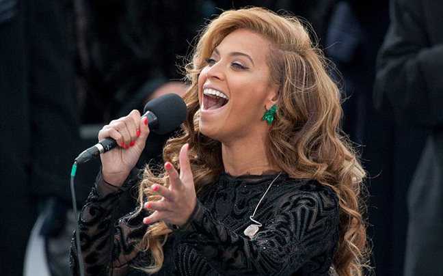 Η Μπιγιονσέ στο γήπεδο για τον Μέσι