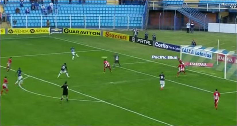 ΒΙΝΤΕΟ-Τερματοφύλακας έβαλε αυτογκόλ με κεφαλιά