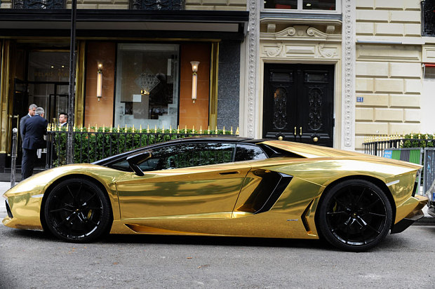 ΒΙΝΤΕΟ-Lamborghini από… χρυσάφι