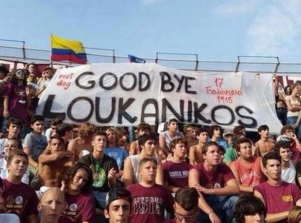 ΦΩΤΟ-Οι οπαδοί της Λιβόρνο δεν ξέχασαν τον Λουκάνικο