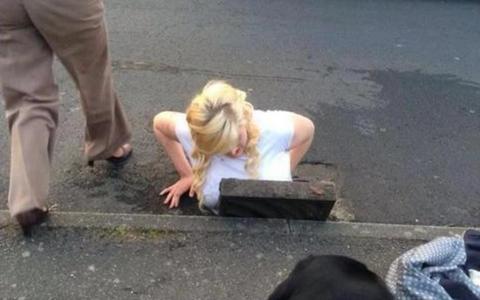 ΦΩΤΟ-Ιστορίες τρέλας για ένα iPhone