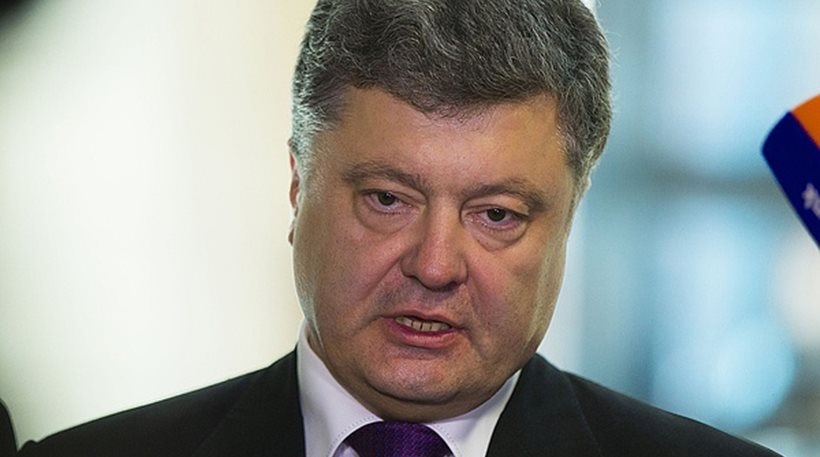 Ξεκινά συνομιλίες ο Ποροσένκο