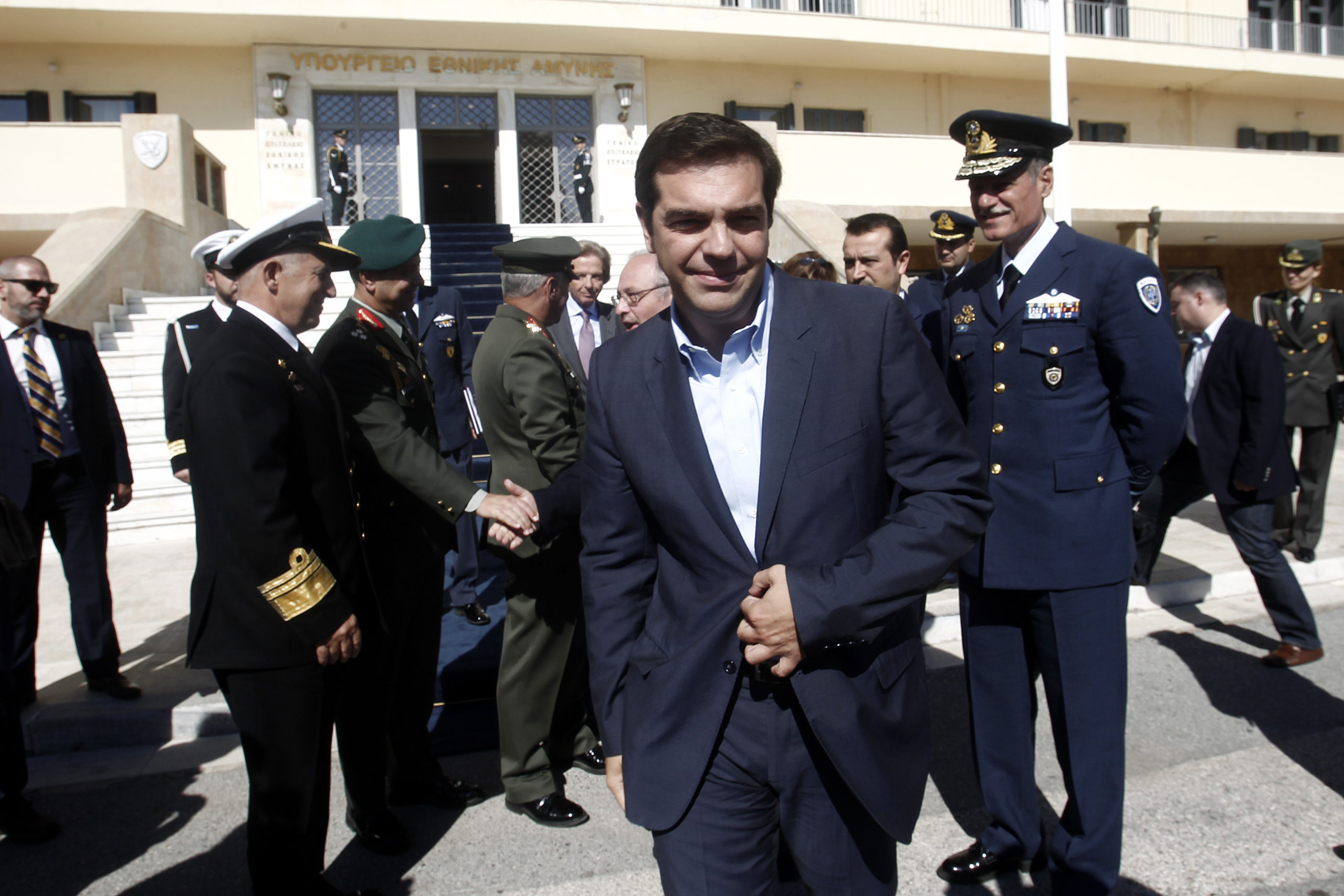 Ο Τσίπρας ενημερώθηκε για την ετοιμότητα των ενόπλων δυνάμεων