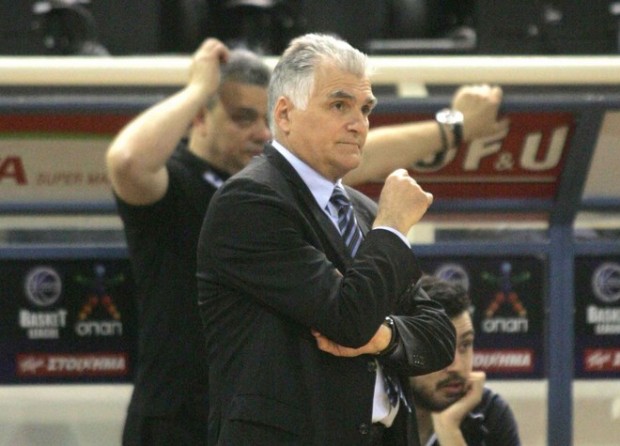 Μιλάει με Μαρκόπουλο ο Ολυμπιακός