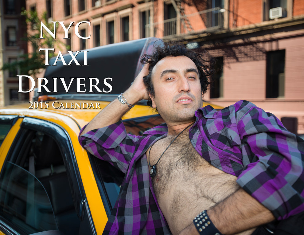 ΦΩΤΟ-Οδηγοί ταξί ποζάρουν για καλό σκοπό