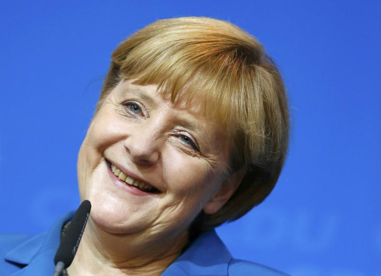 Μέρκελ: Να ξεπεράσουν οι Γερμανοί τις φιλειρηνικές τους τάσεις