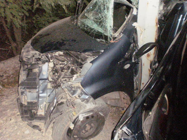 ΦΩΤΟ-Κοζάνη-Σοβαρά τραυματίες 18χρονος και 19χρονος σε τροχαίο