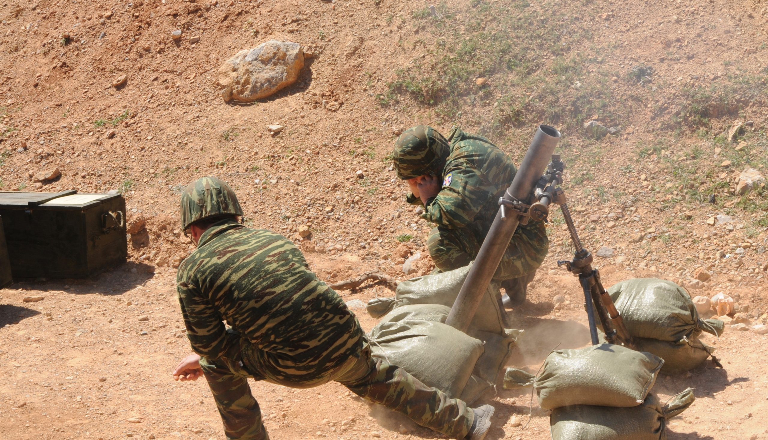 Πορεία διαμαρτυρίας για τον χαμό των τριών πεζοναυτών