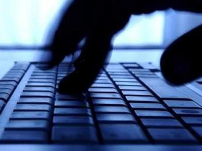 “Παγίδευσαν” ανήλικη μέσω facebook