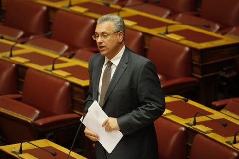 Μαρκόπουλος: Η κυβέρνηση επιχειρεί να δώσει εισόδημα στους πολίτες, χωρίς να αυξήσει μισθούς