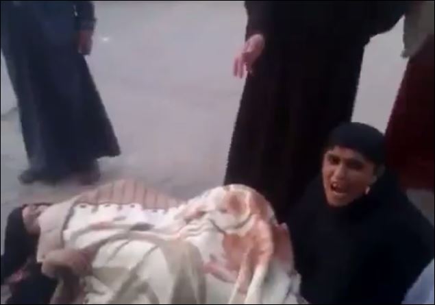 Αίγυπτος-Σάλος από το βίντεο με έγκυο να γεννάει στο δρόμο