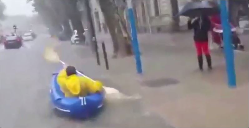 BINTEO-Kάνουν καγιάκ στους… δρόμους του Βερολίνου