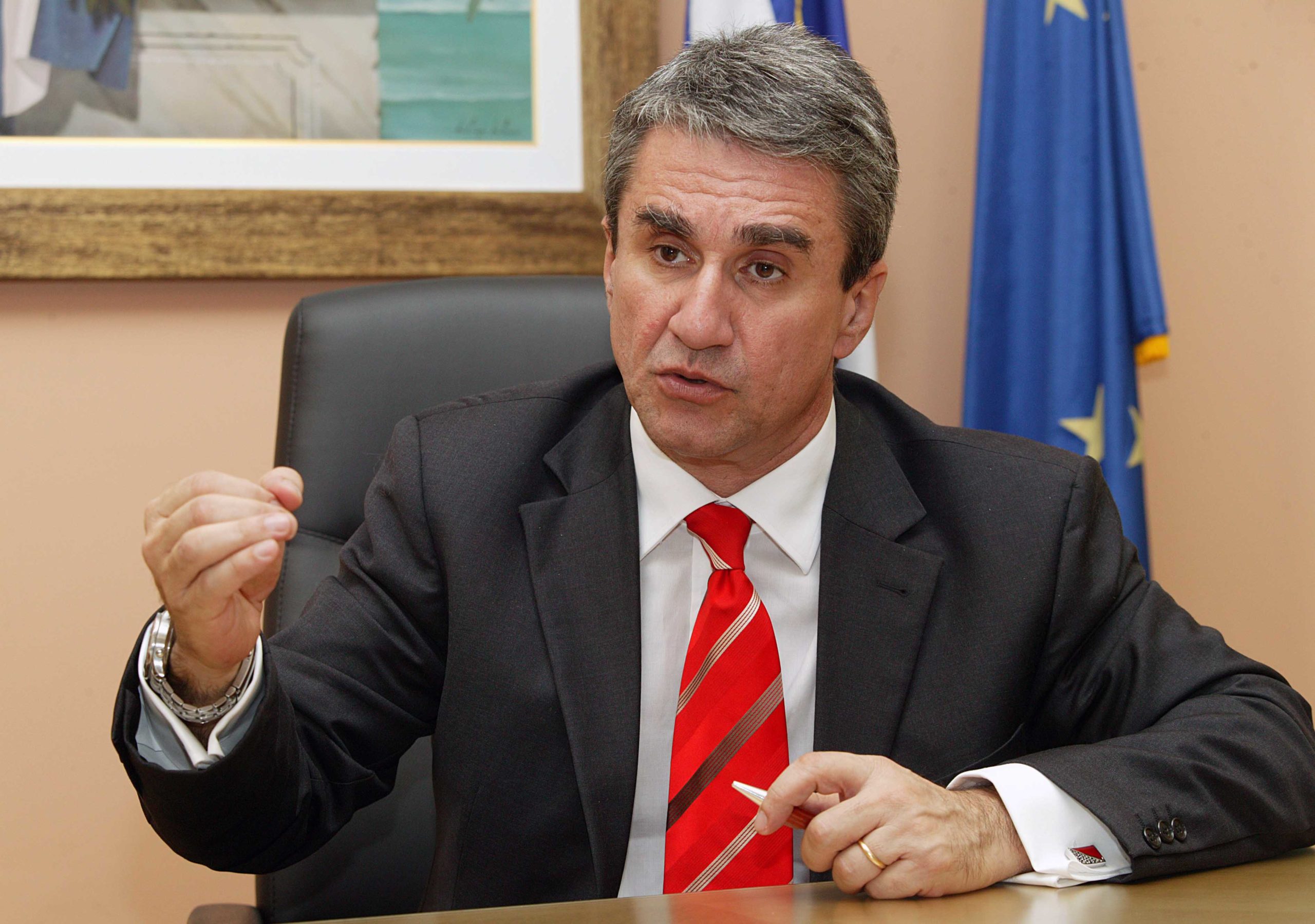 Ο Λοβέρδος για την “έντονη στιγμή” της κριτικής του Χρυσοχοΐδη