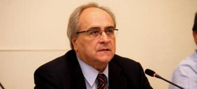 Την Τρίτη καταθέτει ο Κωνσταντόπουλος