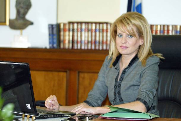 Τζάκρη: Οπωσδήποτε “όχι” στον Πρόεδρο της Δημοκρατίας