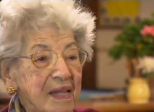 ΒΙΝΤΕΟ-Μαθηματικός 100 ετών συνεχίζει να διδάσκει