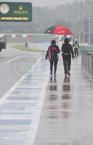 ΦΩΤΟ-Καταρρακτώδης βροχή στη Σουζούκα