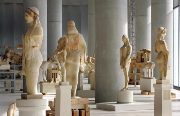 “Μουσείο” κάτω από το Μουσείο της Ακρόπολης