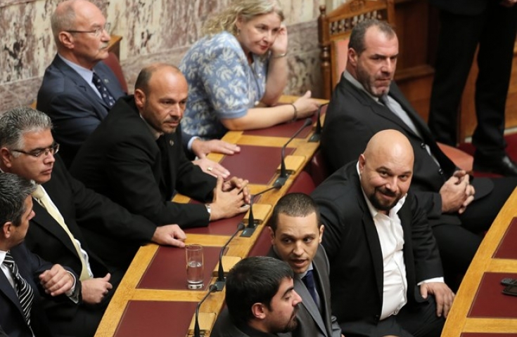 Οι προφυλακισμένοι βουλευτές της Χ.Α. ζητούν άδεια για να παραβρεθούν στη Βουλή