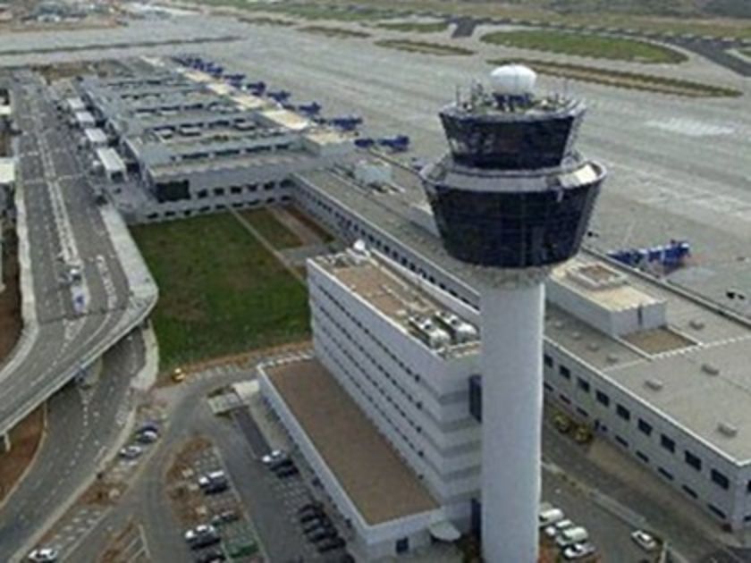 Αναστέλλεται η στάση εργασίας των ελεγκτών εναέριας κυκλοφορίας